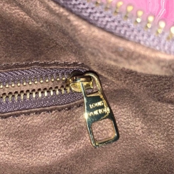 Vintage Authentic Louis Vuitton Cross Body Bag - Picture 6 of 11